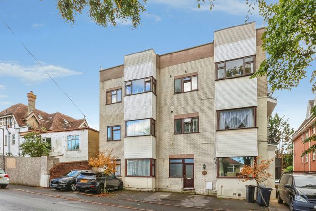 4-bed flat on Florence Road, Bournemouth, £350,000