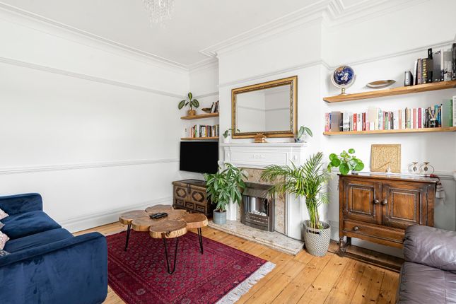 45, McLeod Road, London photo 4