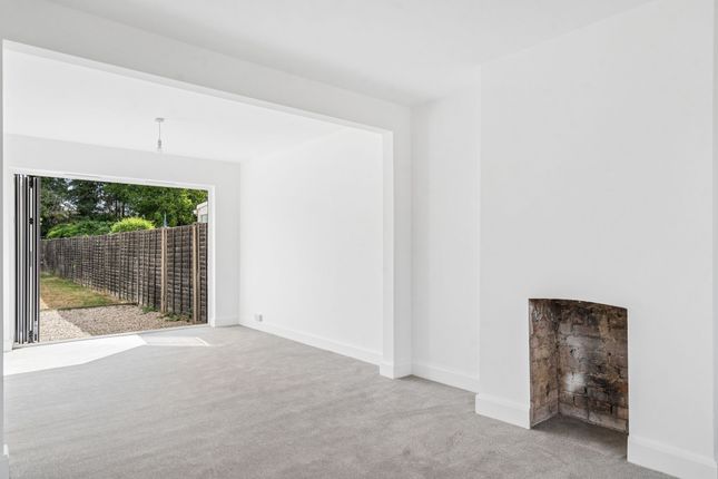 171 New Road, High Wycombe photo 4