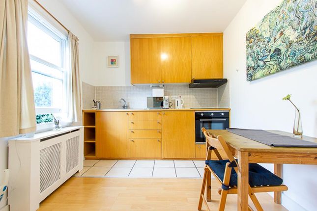 Studio to rent in West Cromwell Road, London