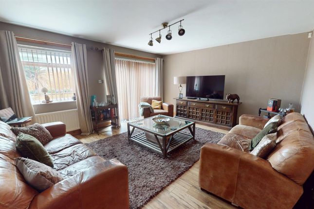 87A, Cooper Lane, Halifax photo 4