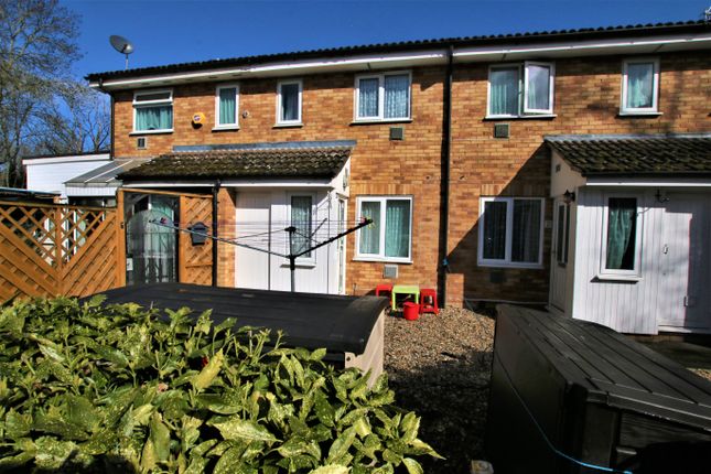 Thumbnail Terraced house to rent in Tall Trees, Colnbrook, Slough