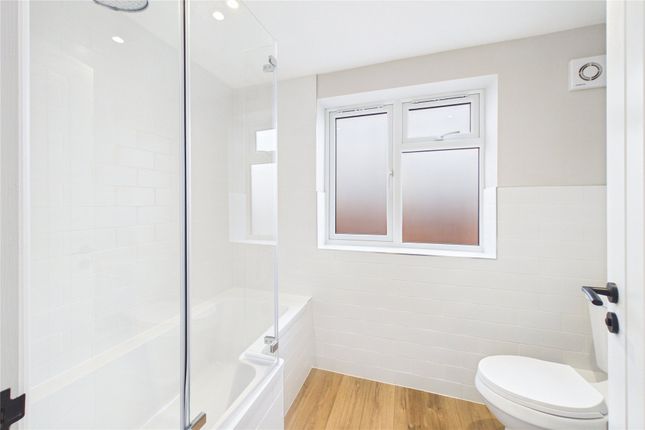 A, 205, Henley Road, Reading photo 4
