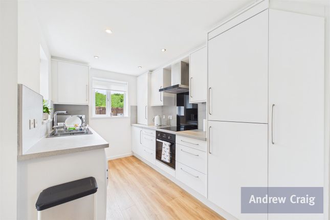 7 Bellona Close, Hebburn photo 4