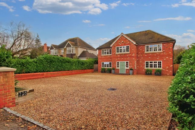 Thumbnail Detached house for sale in Finchampstead Road, Wokingham