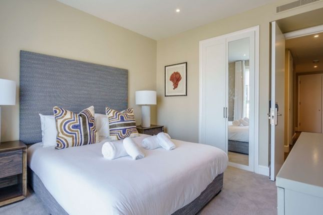 Apartment 92a, Westferry Circus, Westferry Circus, London photo 2