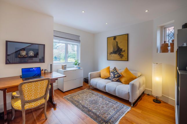 Detached house for sale in Vale Close, London