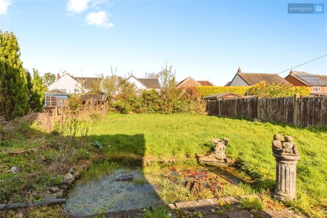 32, Ray Avenue, Cheshire photo 4