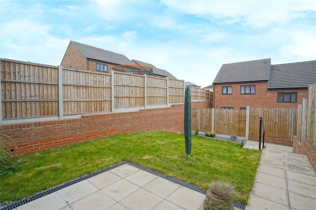 15, Silverwood Hill Way, Rotherham photo 4