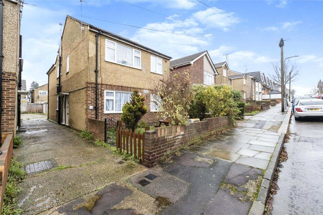Maisonette for sale in Abbey Road, Ilford