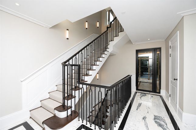 3 Banfield House, Distillery Road, London photo 5