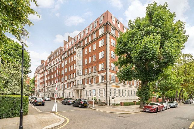 Thumbnail Flat for sale in Duchess Of Bedford House, Duchess Of Bedford Walk, London
