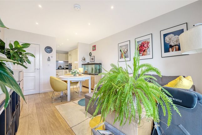 Flat for sale in Eagle Heights, London