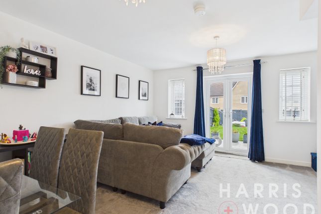 30 Flemming Way, Witham, Essex photo 3