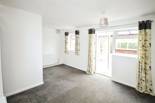 85, Rosecroft Gardens, Derbyshire photo 4