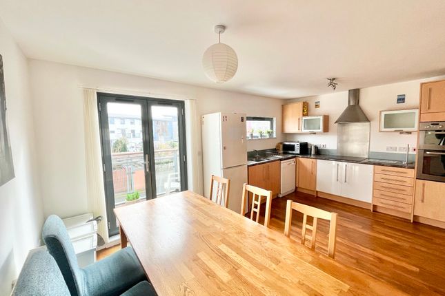 33 St. Catherines Court, Maritime Quarter,, Swansea photo 5