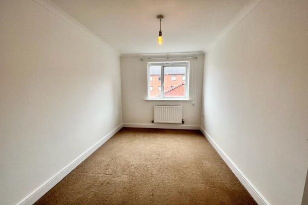 Flat to rent in Pear Tree Close, Lichfield