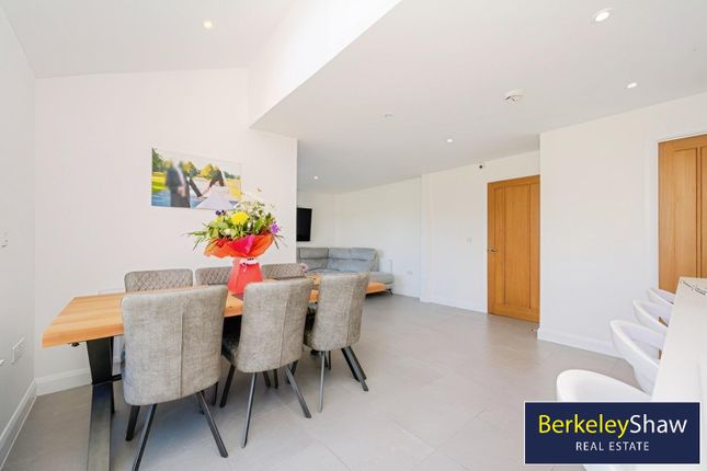 Stoneleigh Park, Thornton