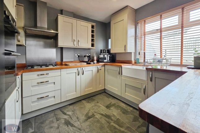 7, Parkway, Shipley photo 2