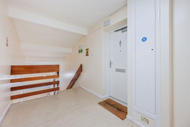75, Friar Gate Court, Derby photo 4