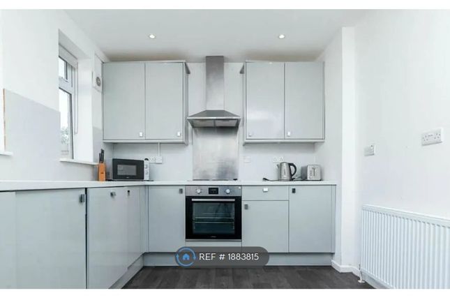 Wollaton Road, Beeston, Nottingham photo 3