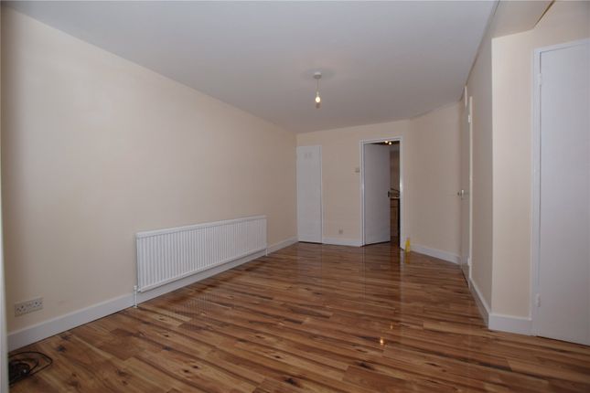 229, Ryedene Place, Basildon photo 3