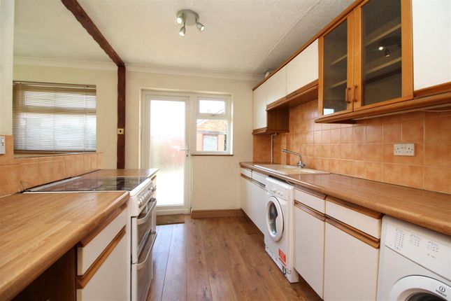54, Canterbury Road, Peterborough photo 4