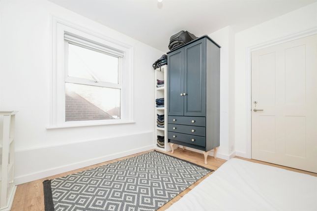 Flat for sale in High Street, Gorleston, Great Yarmouth
