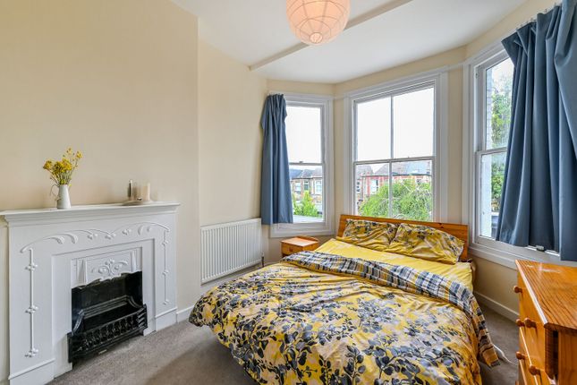 Woodside Road, N22, Wood Green photo 4