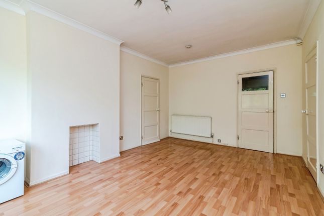 6 Rushworth Court,, Loughborough Road, Nottinghamshire photo 3