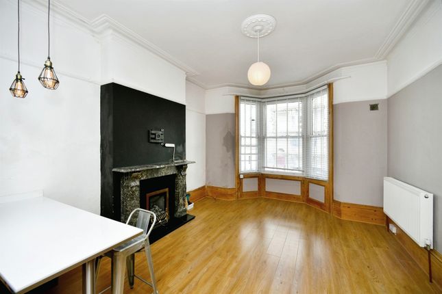 Flat for sale in St. Georges Terrace, Brighton