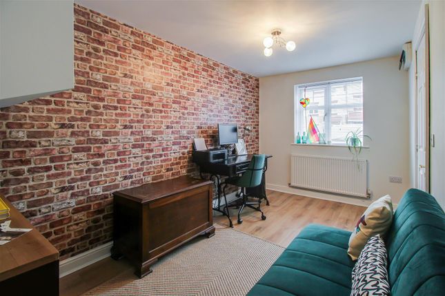 14, Baring Gould Way, Wakefield photo 4