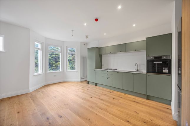 Flat for sale in Boundary Road, Turnpike Lane