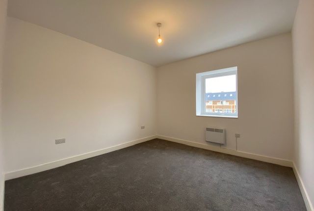 1017, Aylesbury photo 4