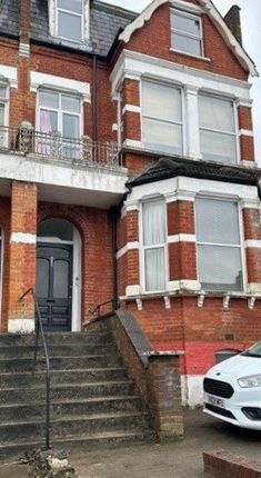 330b, Alexandra Park Road, London photo 5