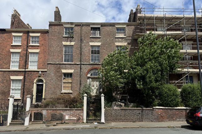 8-bed house on 39, Irvine Street, Liverpool, £300,000