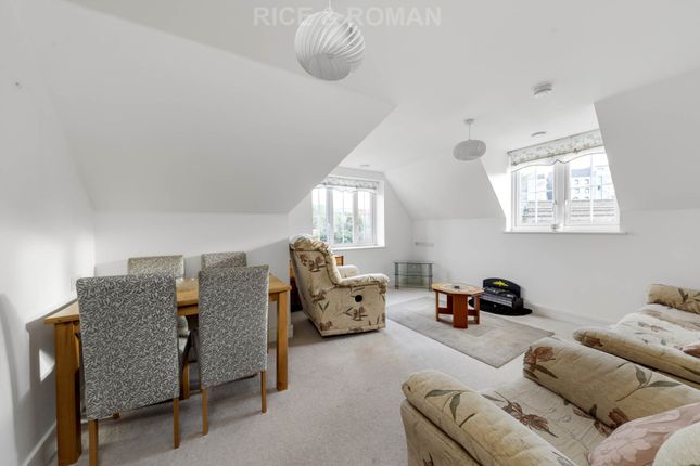 25 Wellington Court, Waterloo Road, Epsom photo 3