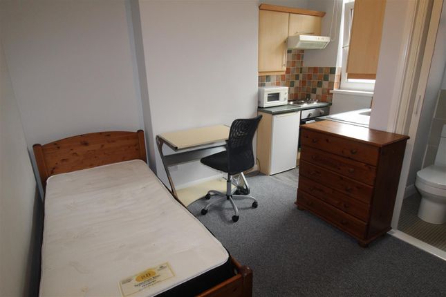 Studio to rent in Gloucester Street, Coventry