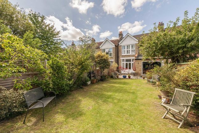 Property for sale in Fontaine Road, London