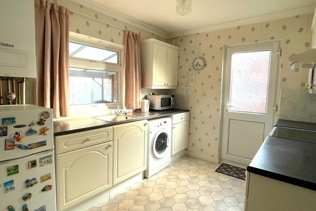 41, Ashcott Drive, Burnham-On-Sea photo 4