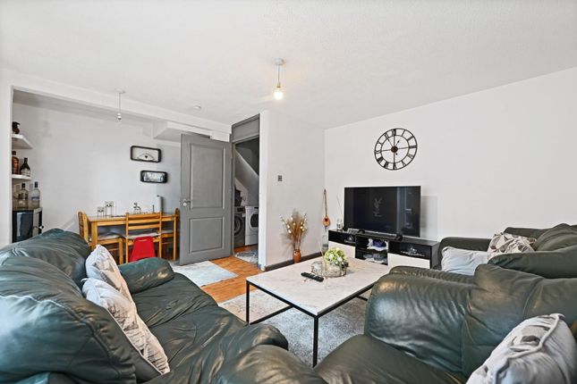 90, Union Road, Northolt photo 4