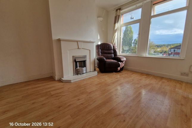 Flat 2, 370 Dewsbury Road, Leeds photo 2