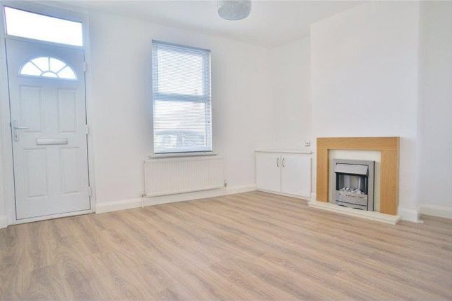 10, Charles Street, Rochester photo 3