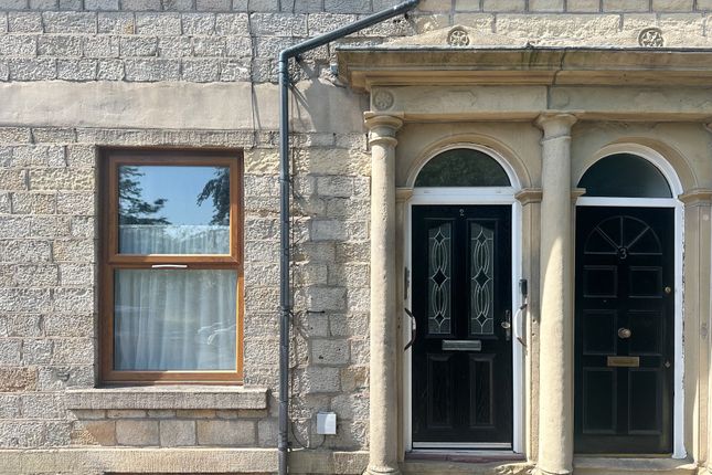 2 Belgrave Square, Darwen photo 3