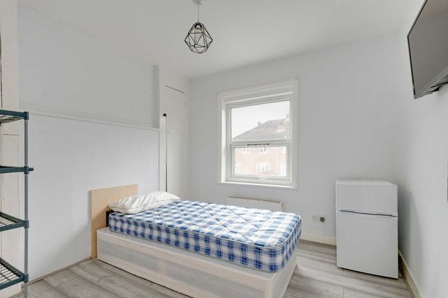 Property to rent in Ambleside Road, London