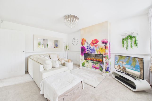 13, Kelson Avenue, Greater Manchester photo 4