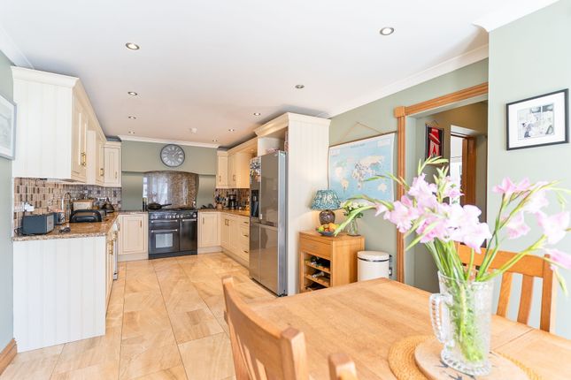 April Cottage West End, Swansea photo 3