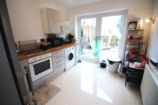 4-bed terraced on 37, Allensbank Road(*), Cardiff, £2,300/mo