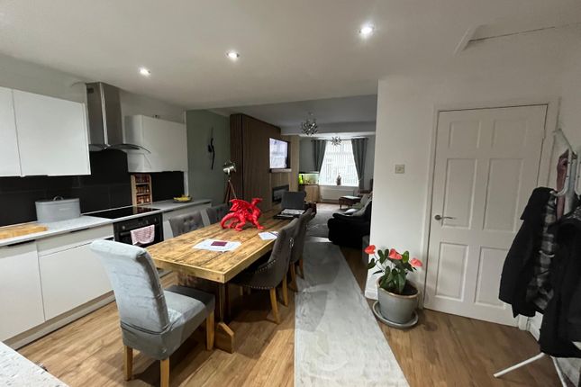 92, West Street, Bargoed photo 5