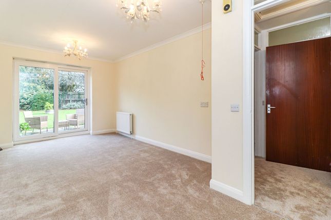 2 Pegasus Court, Abbots Langley photo 2